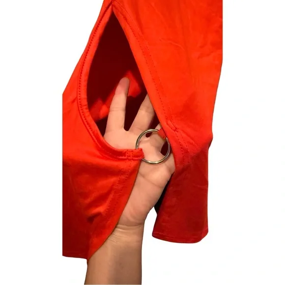 Red Halter Apron - Picture 5 of 9